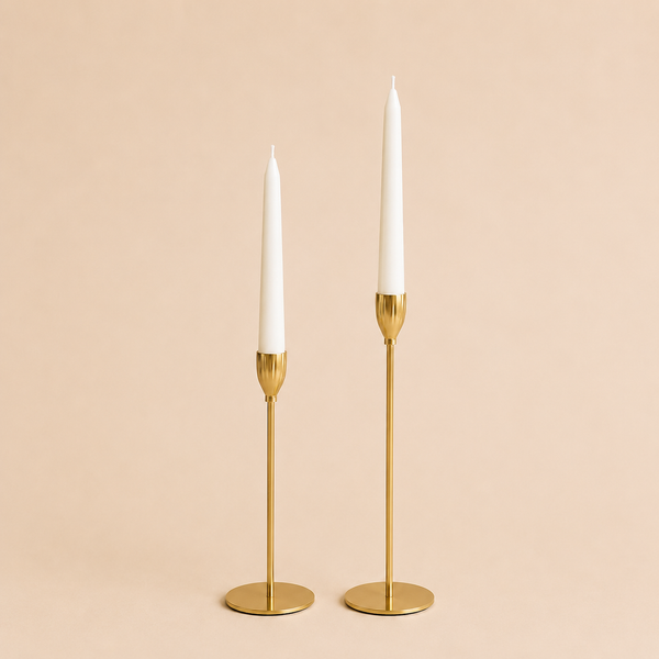 Moderne Goldene Kerzenhalter - Verleih